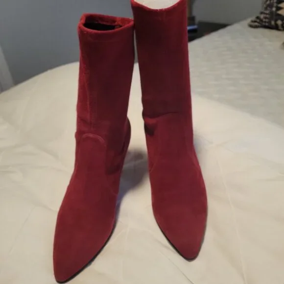 Stuart Weitzman Cling Booties - Picture 7 of 11